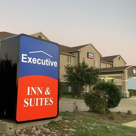 Executive Inn & Suites Marlin Dış mekan fotoğraf